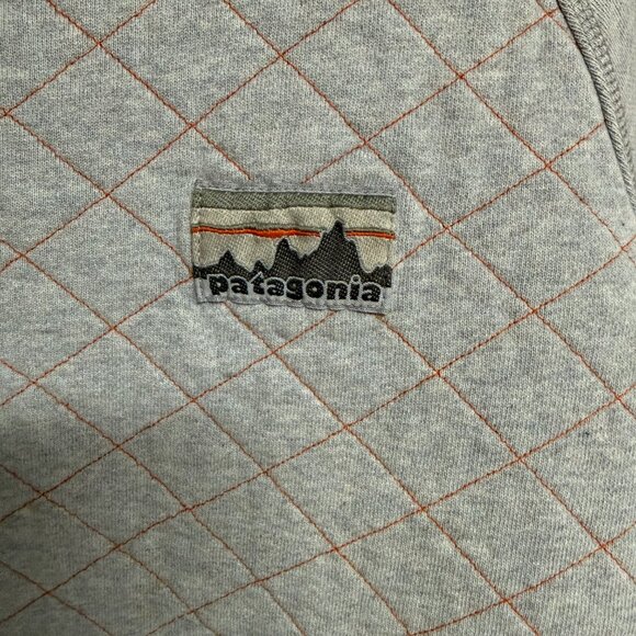 Patagonia Reclaimed Cotton Crew Women’s Medium Gray Quilted GUC - Picture 3 of 13
